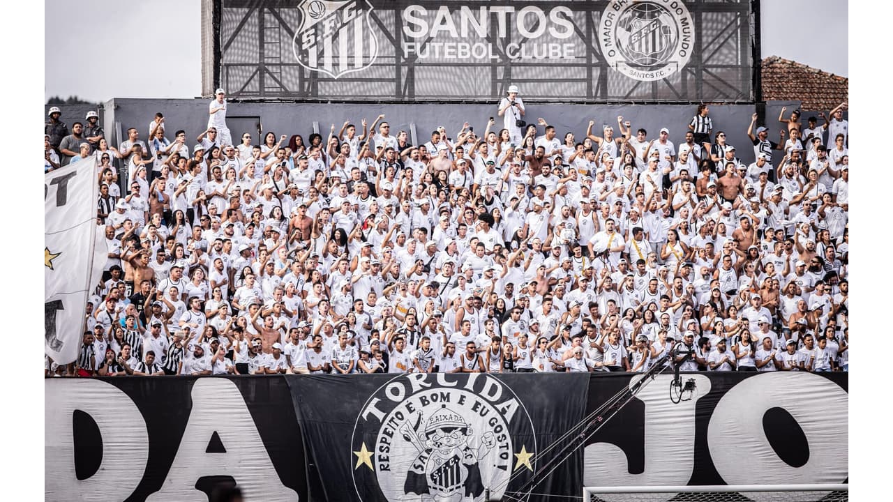 Primeira camisa do Santos; relembre o uniforme