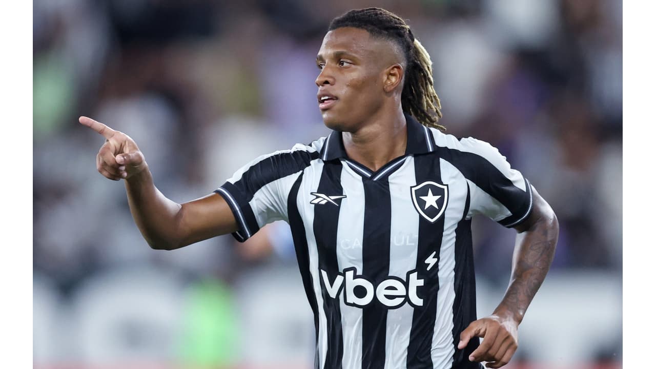 Perto de saĂda, Danilo dedica convocação Ă Copa ao Botafogo Perto de saĂda, Danilo dedica convocação Ă Copa ao Botafogo