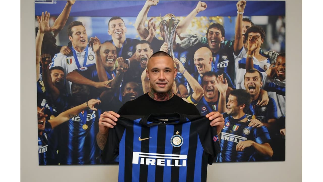 Internazionale oficializa a contratação de Radja Nainggolan