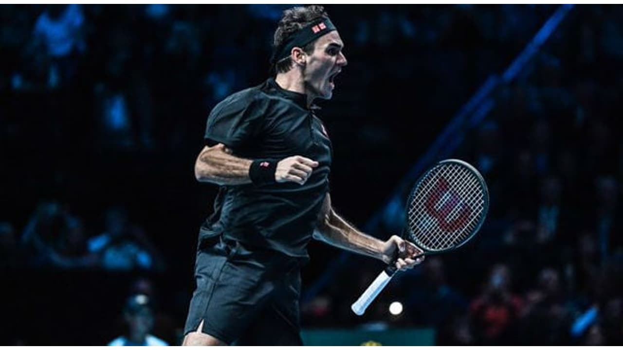 【希少】Roger Federer 限定フィギュア 2223/3500 5dce0846a27b3.jpeg