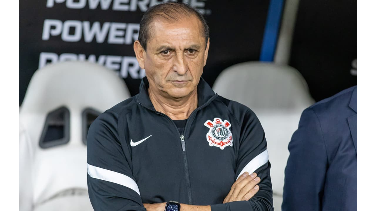 DURAMENTE CRITICADO! Mesmo com vitória, torcida reclama de escolhas de Ramón Díaz