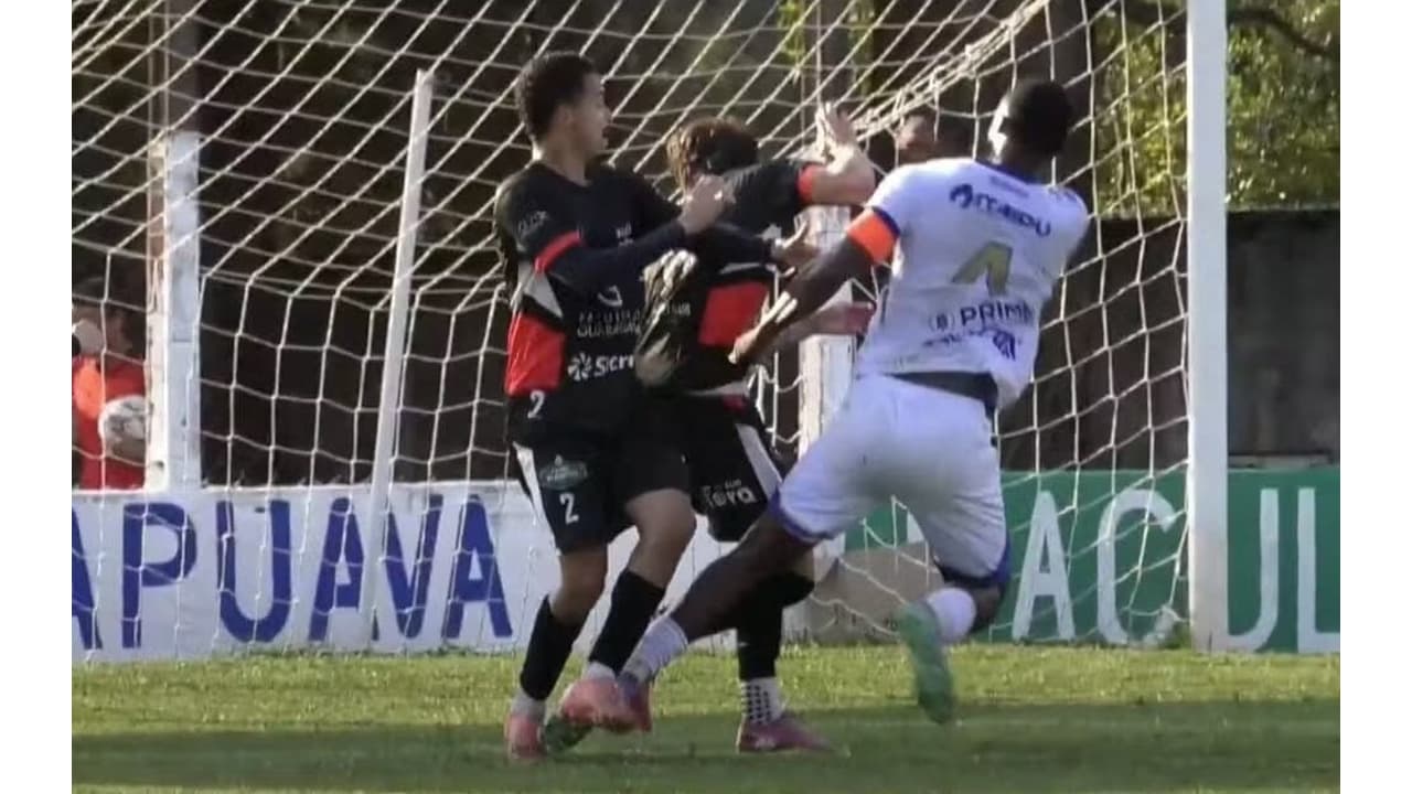 Escândalo no Futebol! Vítima de Injúria Racial Punida: TJD-PR Reverte Decisão Após Polêmica