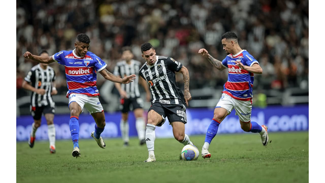 Atlético-MG x Fortaleza: Duelo de Gigantes no Brasileirão! Veja o Retrospecto e Não Perca Nada!