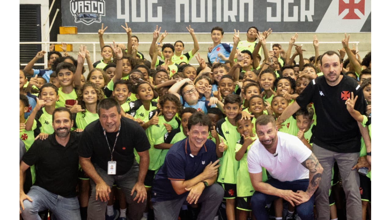 Diniz Choca o Vasco: Visita Surpreendente e Revelações Bombásticas sobre o Futuro!
