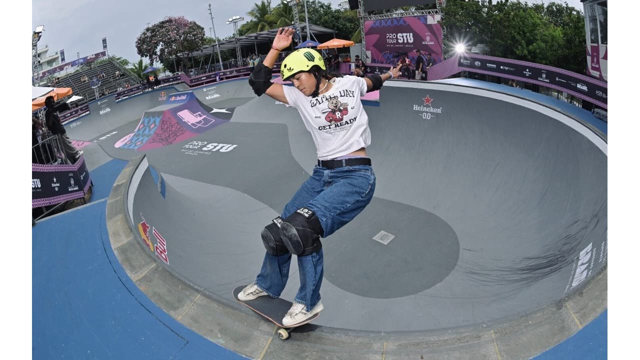 Raicca Ventura Derrota Sky Brown no STU Pro Tour: A Brasileira Brilha no Skate!