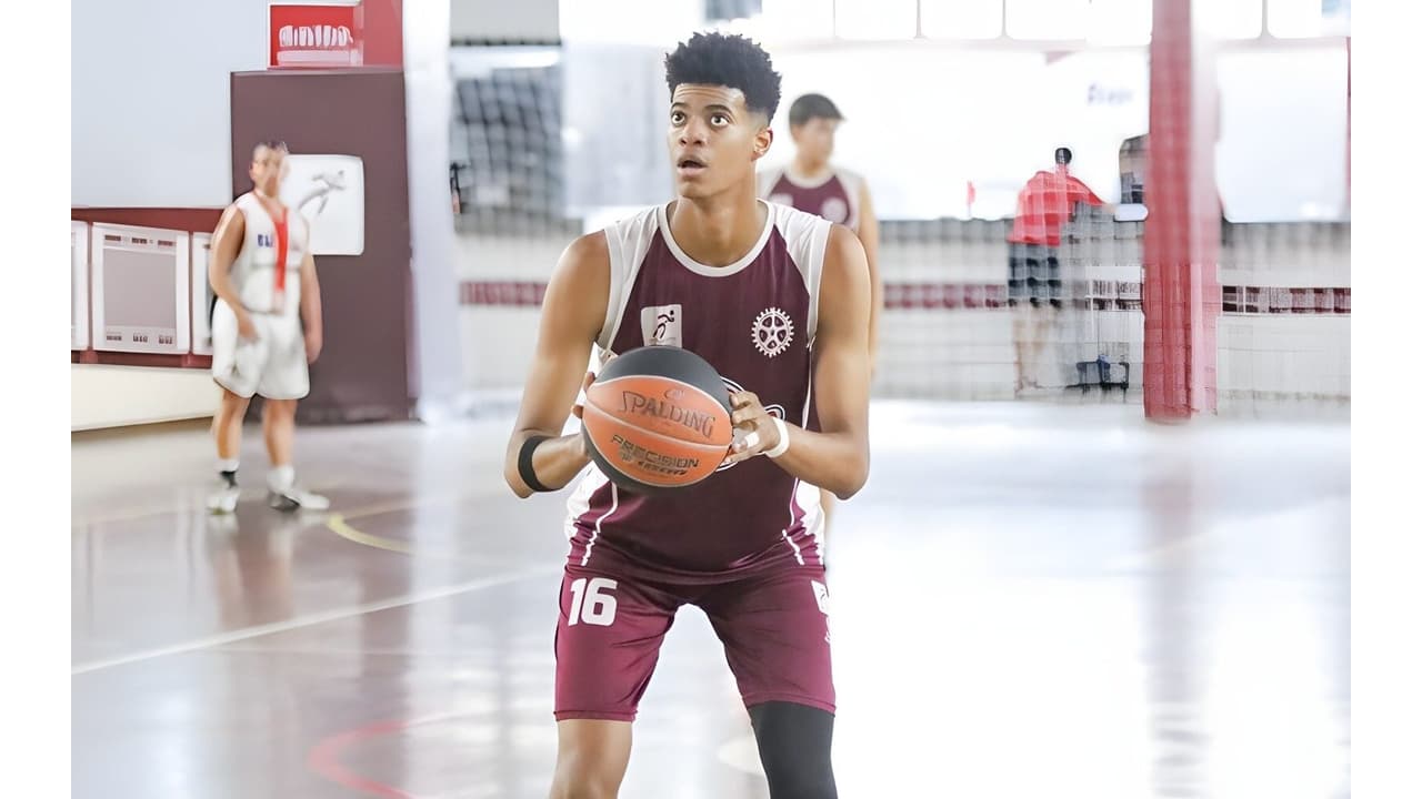 Thierry Henry no Basquete? Entenda a Convocação Surpreendente para a Seleção Brasileira!