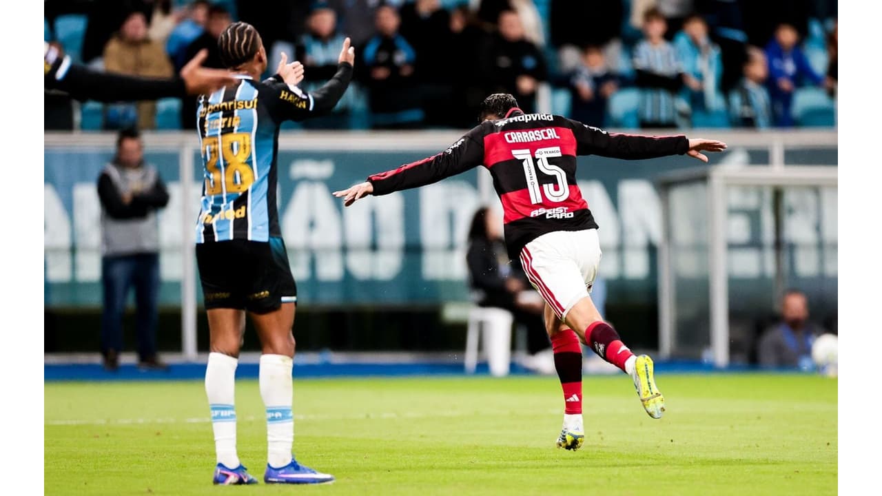 Flamengo Vence Grêmio e Bate na Trave do Palmeiras: Veja os Melhores Momentos!