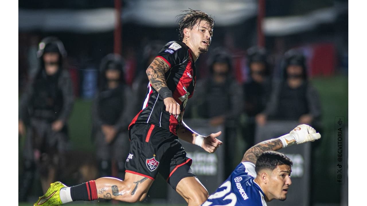 Vitória Goleia Coritiba e Athletico-PR e Grêmio Empatam: Veja os Resultados do Brasileirão!