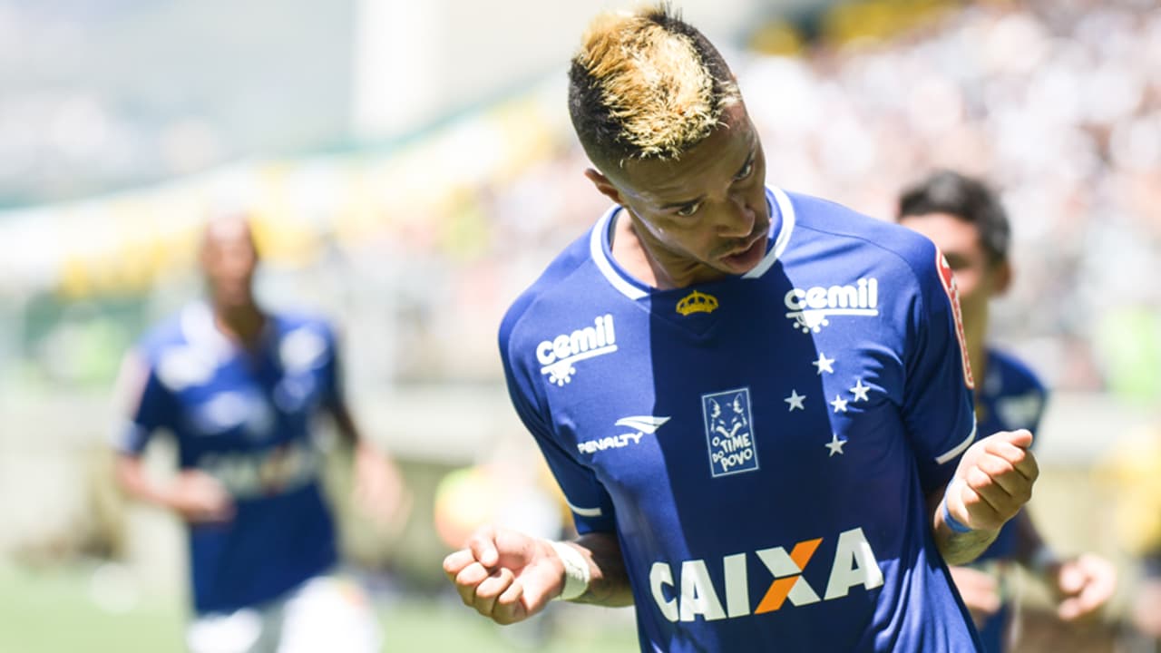 Fotos! Veja em imagens a vitória do Cruzeiro sobre o Galo no ...