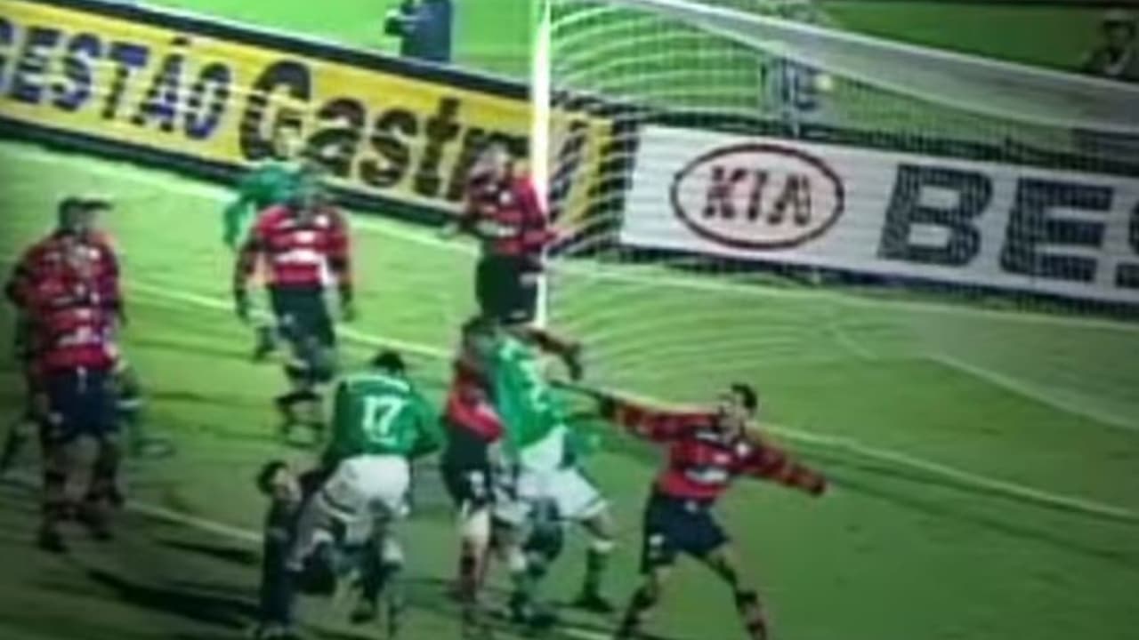 Há 21 anos, Palmeiras carimbava virada histórica sobre o Flamengo