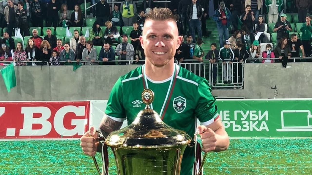 Botafogo faz proposta por Rafael Forster, zagueiro do Ludogorets - Lance!