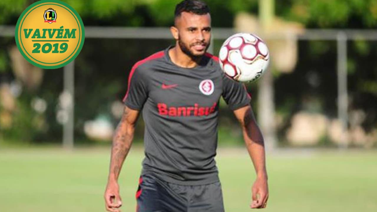 Alex Santana se aproxima do Bota, e Lindoso pode ir para o Inter em troca - Lance!