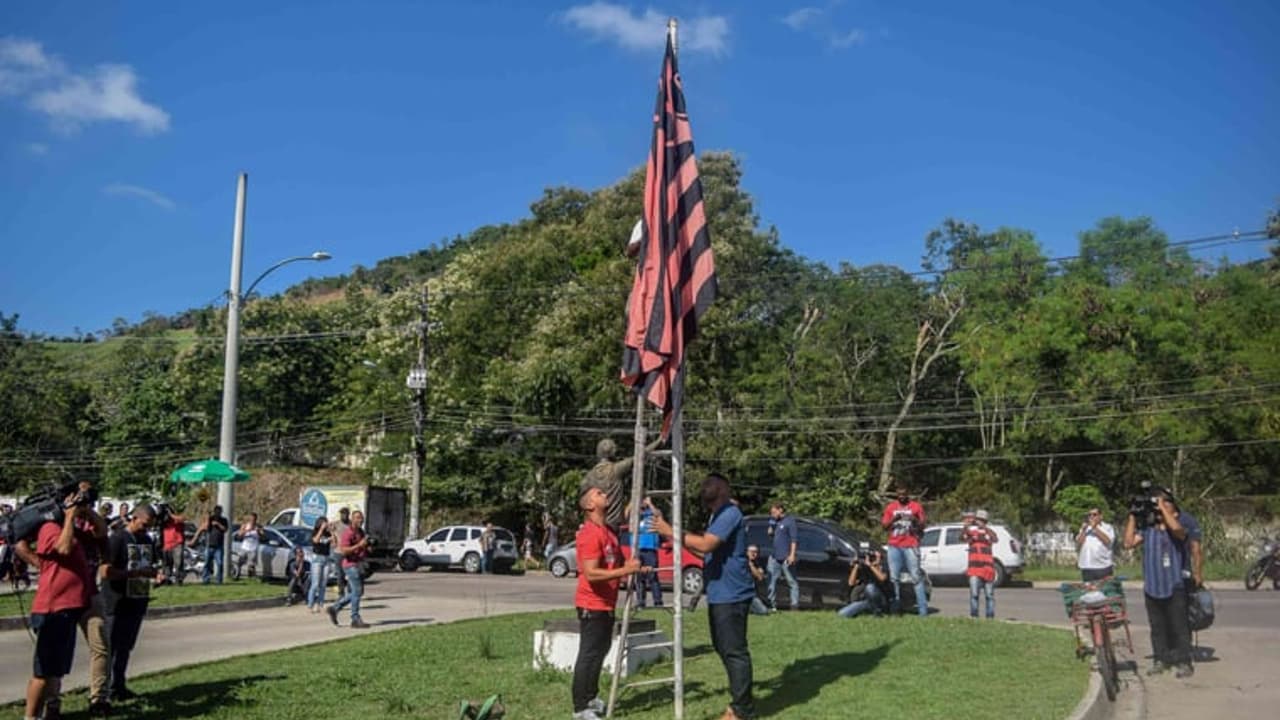 Jornalista critica museu do Flamengo por omissão de tragédia no CT.