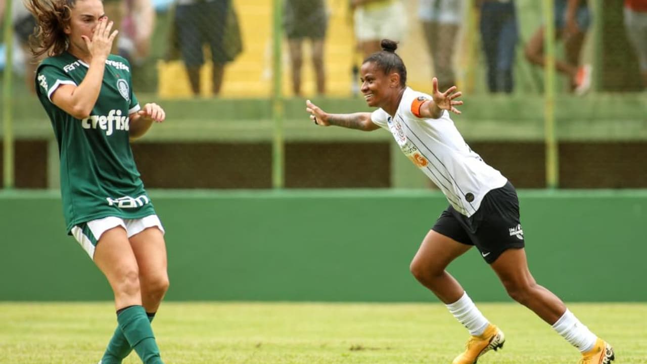 Corinthians vence Palmeiras na estreia do Brasileiro feminino