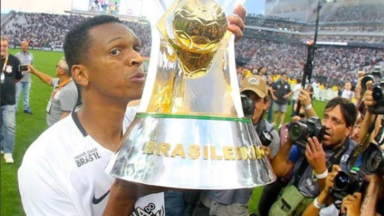 Veja 10 fatos e curiosidades sobre estreias do Corinthians no Brasileiro
