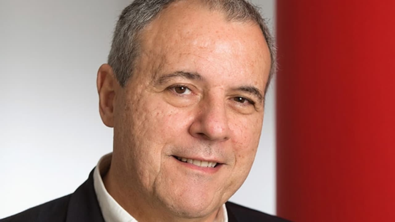 Uniformizada se reúne com diretor do Corinthians para debater 'vaquinha'