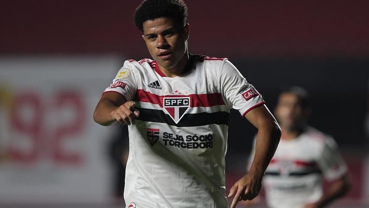 Gabriel Sara não está disponível para o São Paulo contra a Chapecoense