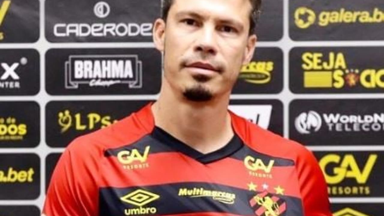 Hernanes é apresentado ao Sport e cita Alceu Valença: “Foi a saudade que me colocou nos braços dele”