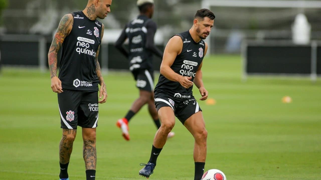 Sem dois jogadores de peso, Corinthians encerra preparação para encarar ...