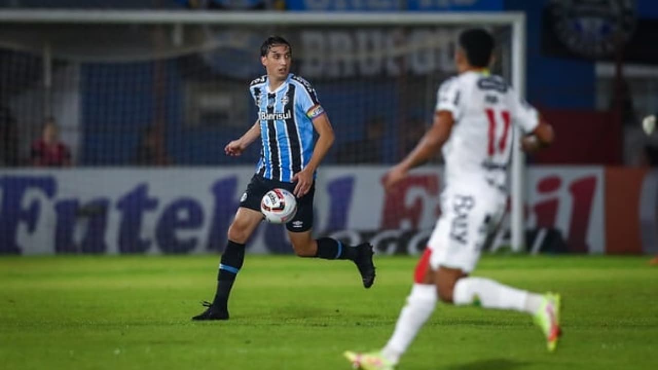 Grêmio planeja dispensar jogadores ao final da temporada no futebol.