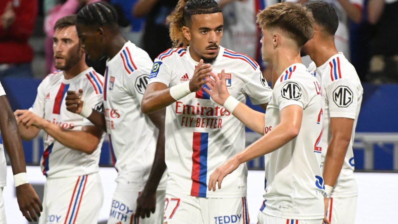 Reims x Lyon: onde assistir, horário e escalações do jogo da Ligue 1