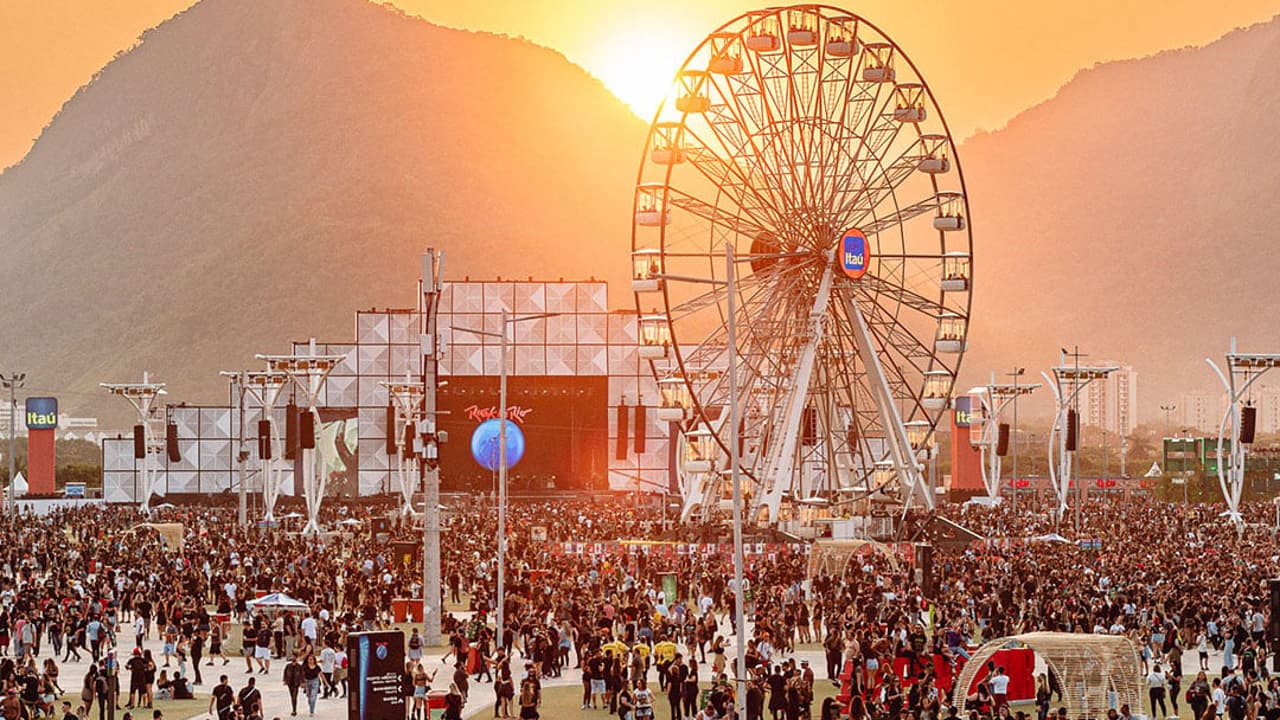 Banda internacional homenageia clube brasileiro no Rock in Rio com bandeira icônica