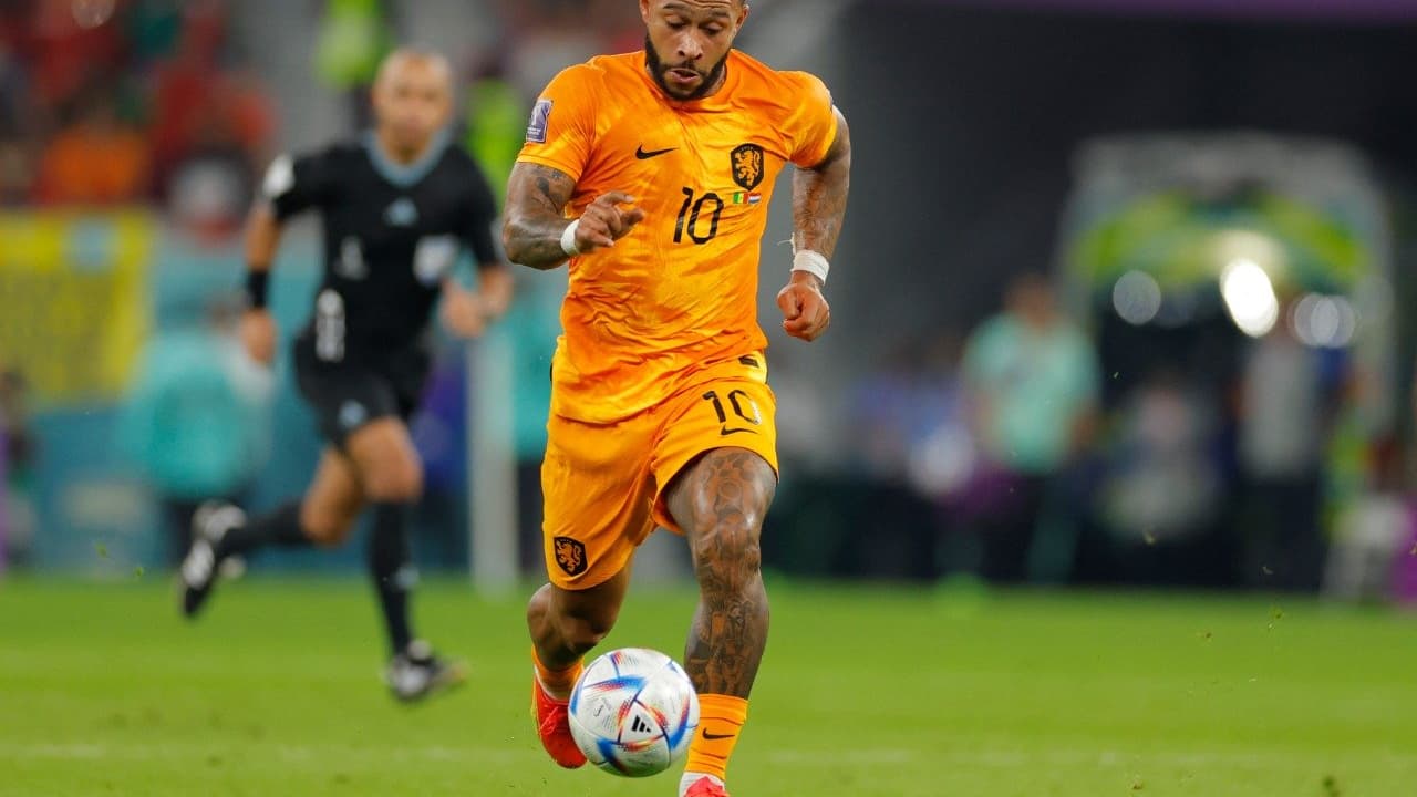 Corinthians reforça elenco com a contratação de Memphis Depay