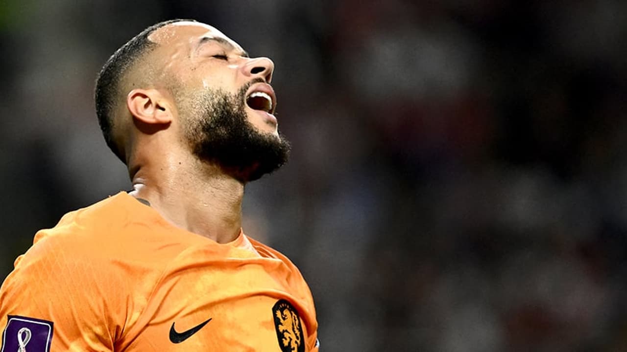 Memphis Depay no Corinthians: panorama de lesões do jogador.
