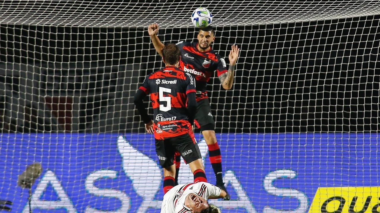 Complicou? São Paulo nunca reverteu empate em casa no jogo de ida da ...
