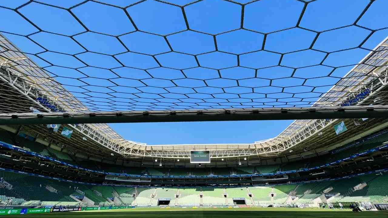 Confronto entre Palmeiras e Flamengo na Copa do Brasil com público limitado