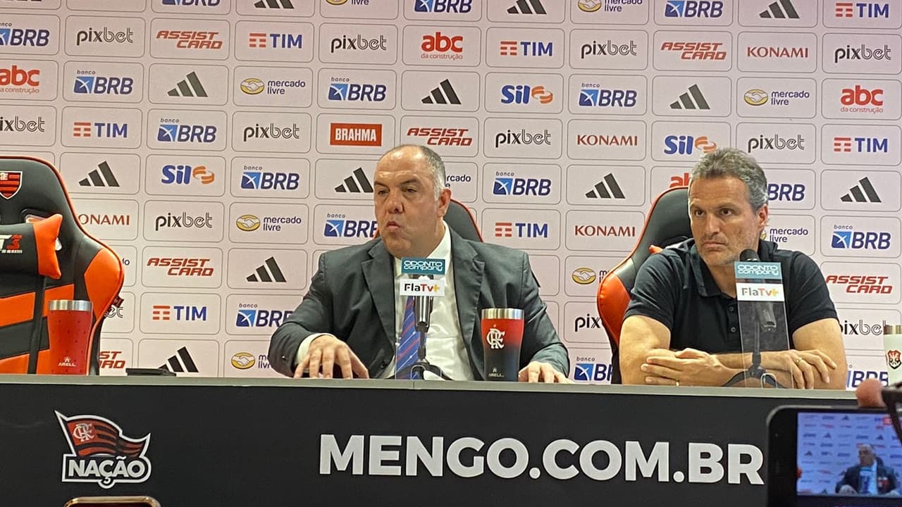 Dirigente do Flamengo critica arbitragem após lance polêmico em clássico contra rival.