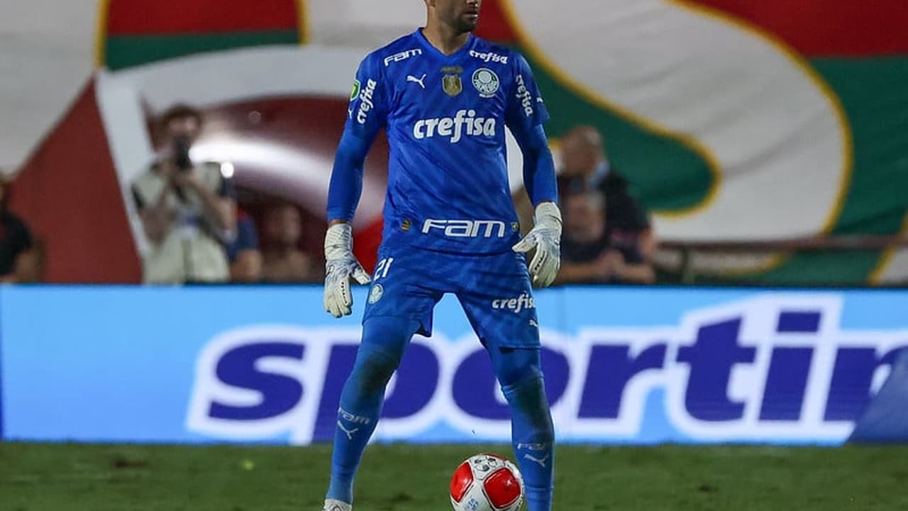 Weverton destaca convocação para Seleção Brasileira como fruto do trabalho.