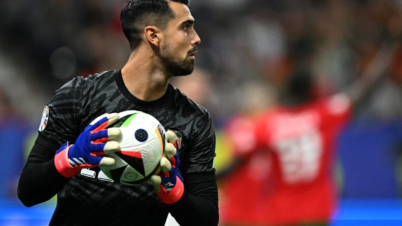 000_362B8U4-scaled-aspect-