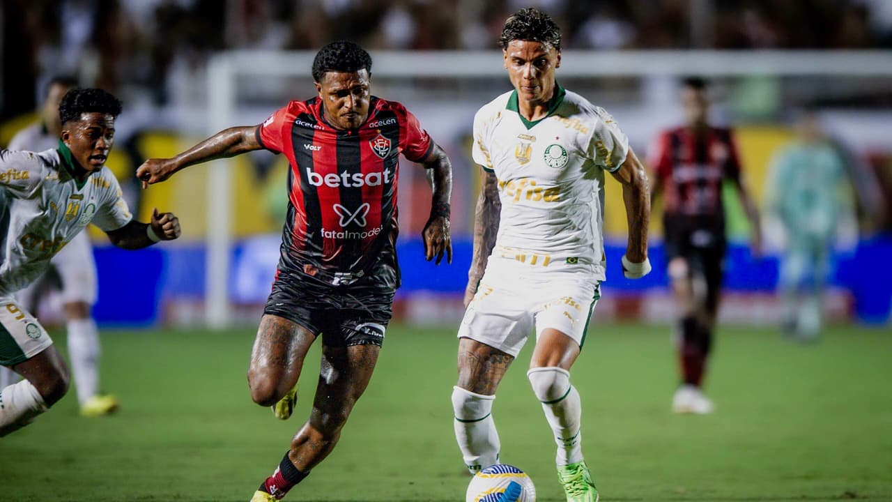 Palmeiras x Vitória: jogo ao vivo, escalações e horário pelo Brasileirão