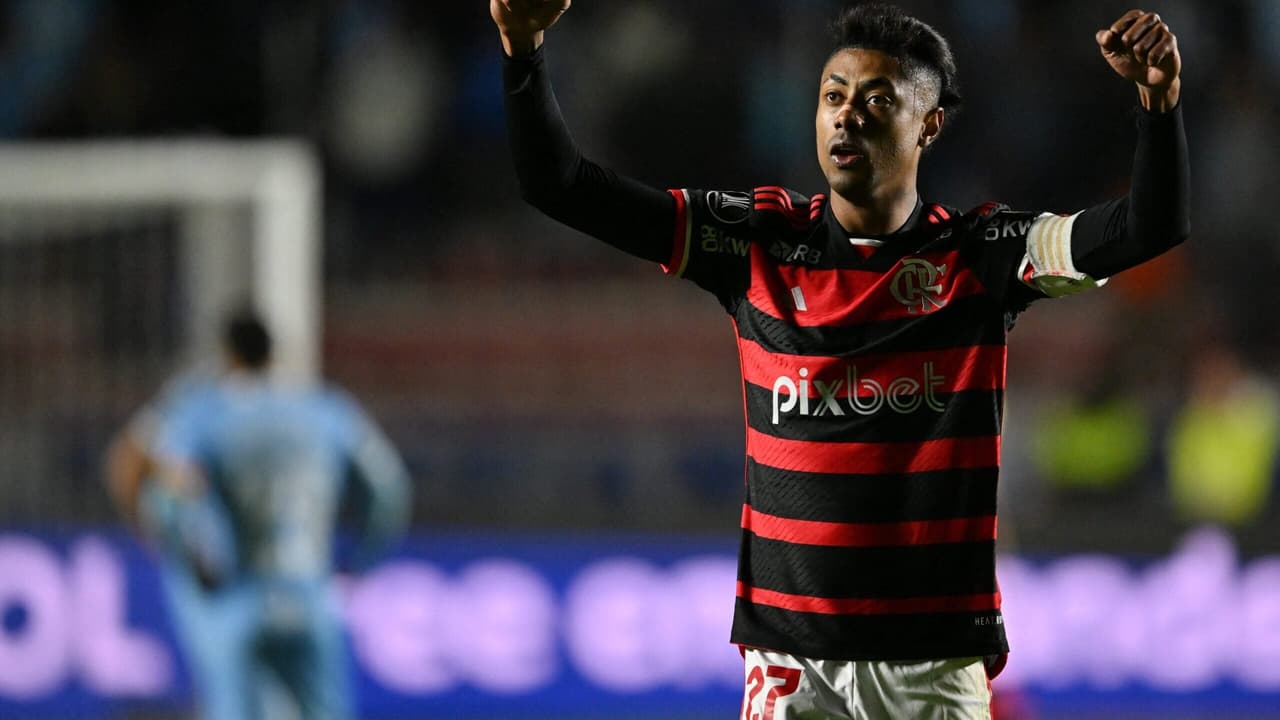 Flamengo avança na Libertadores com vitória decisiva sobre o Bolívar.