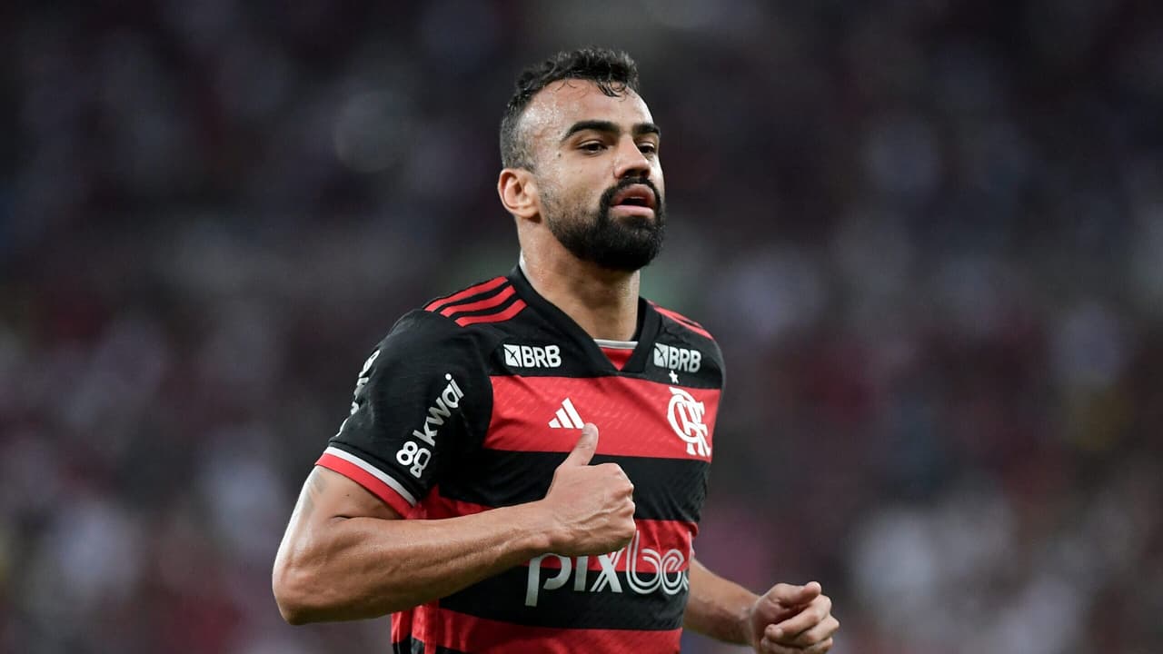 Rennes planeja estratégia de mercado para reforçar defesa com Fabrício Bruno