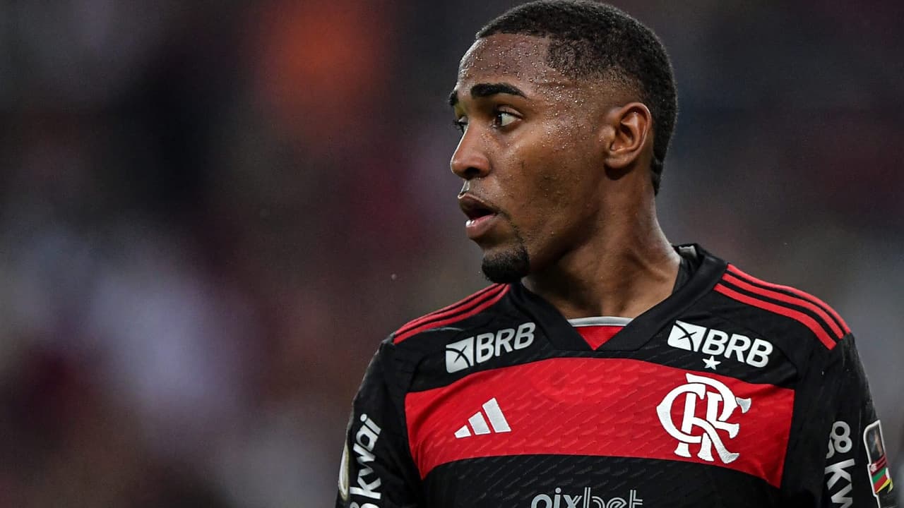 Flamengo decide futuro de Lorran no clube: permanência ou saída?