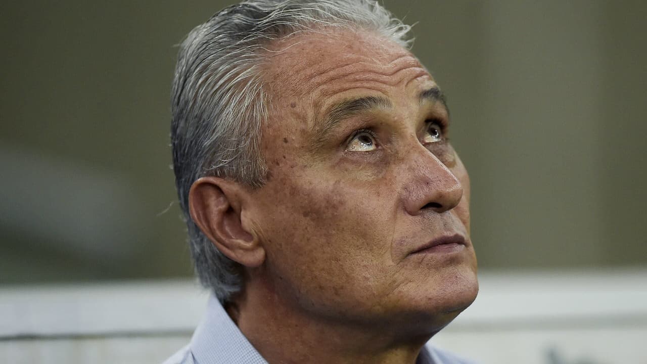 Desfalques comprometem escalação do Flamengo para decisão na Libertadores.