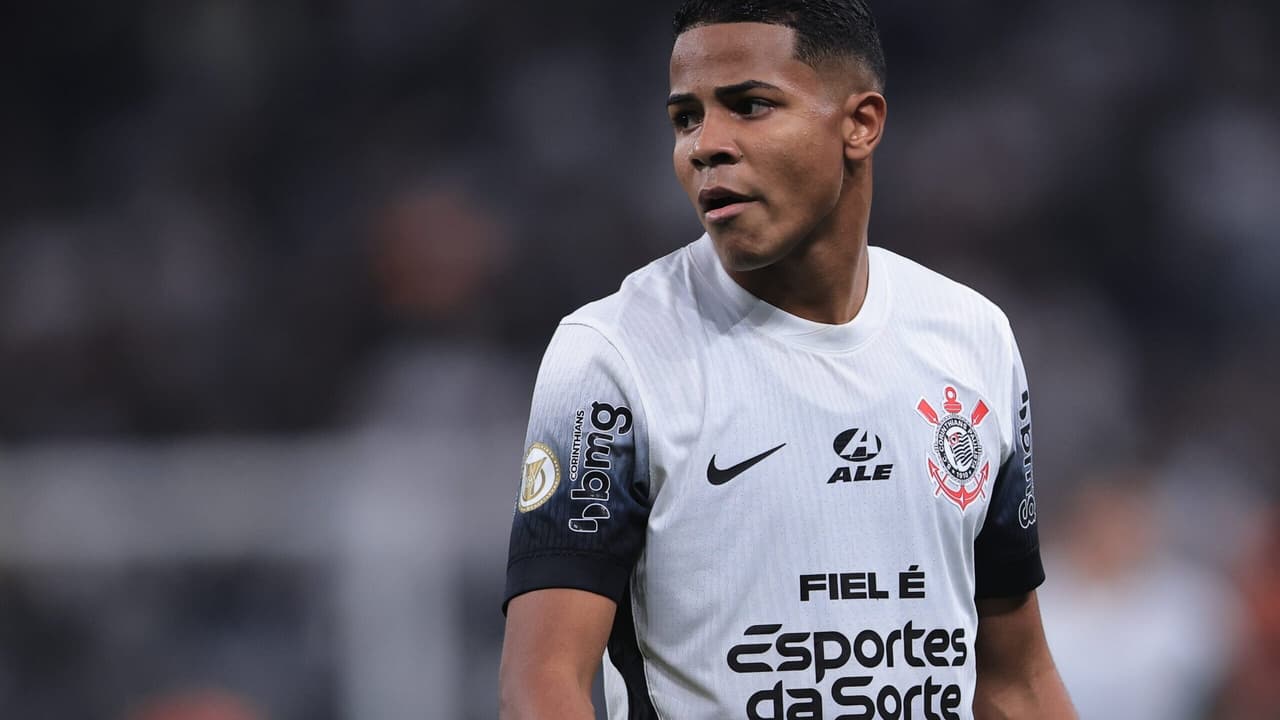 Corinthians avalia proposta para Wesley se juntar a Cristiano Ronaldo no Al-Nassr