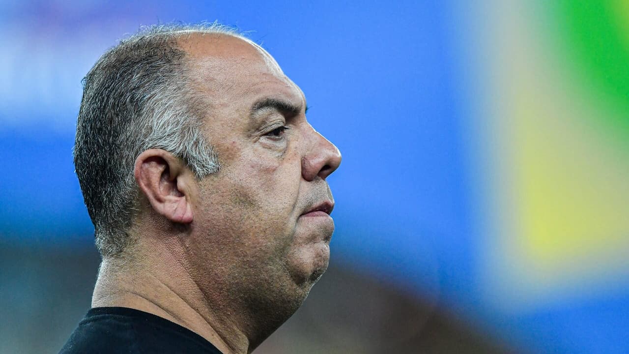 Vp do Flamengo manifesta preocupação com possível saída de Fabrício Bruno