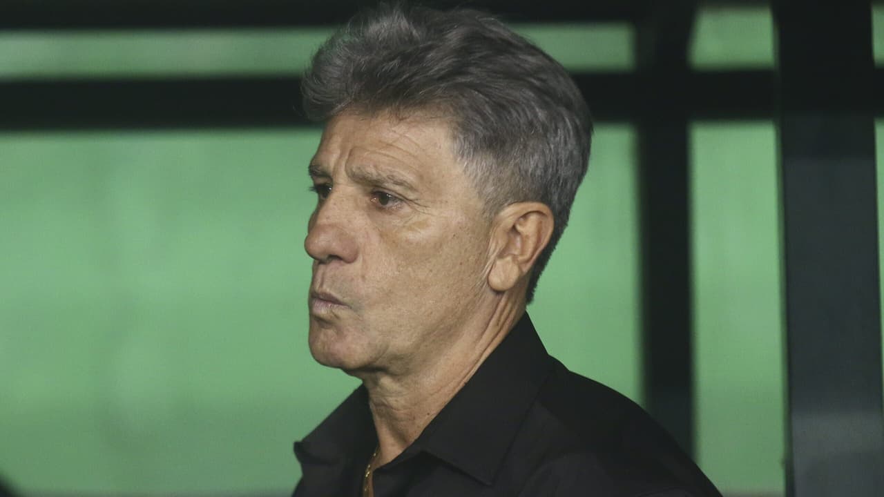Renato Gaúcho justifica escolhas táticas na derrota do Grêmio para o Fluminense