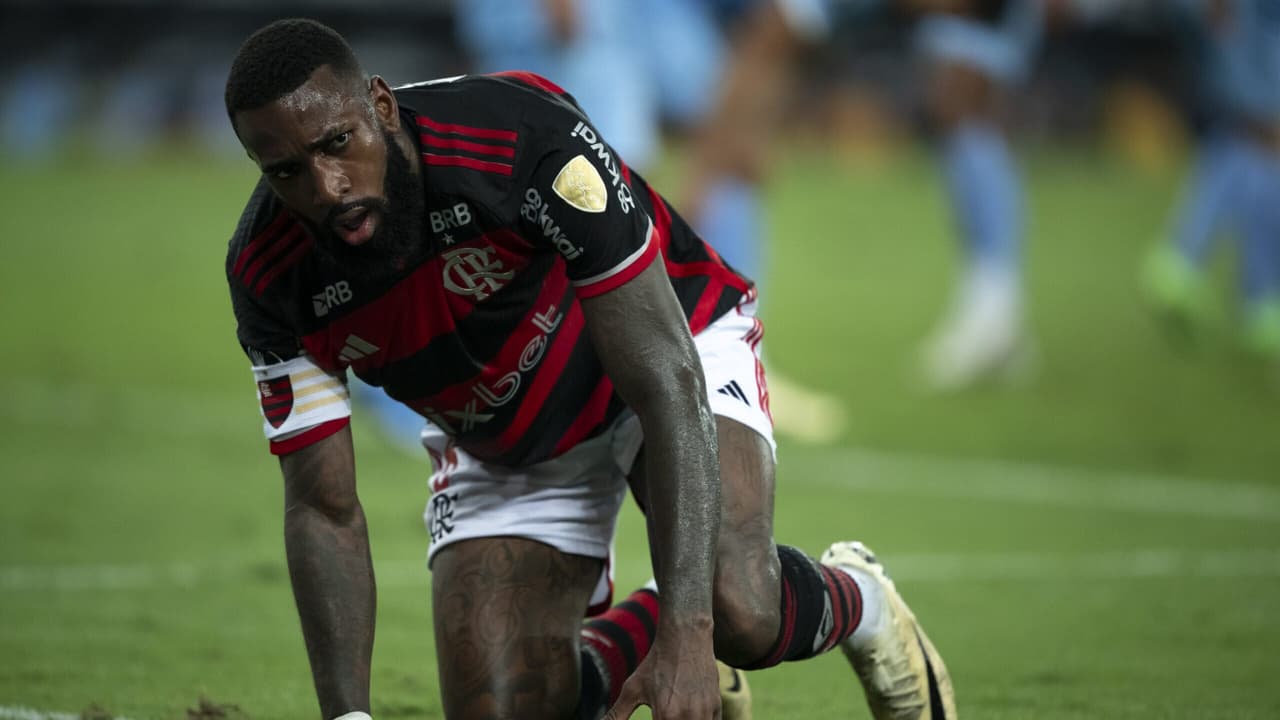 Jornalistas criticam postura de Gerson em jogo entre Bolívar e Flamengo