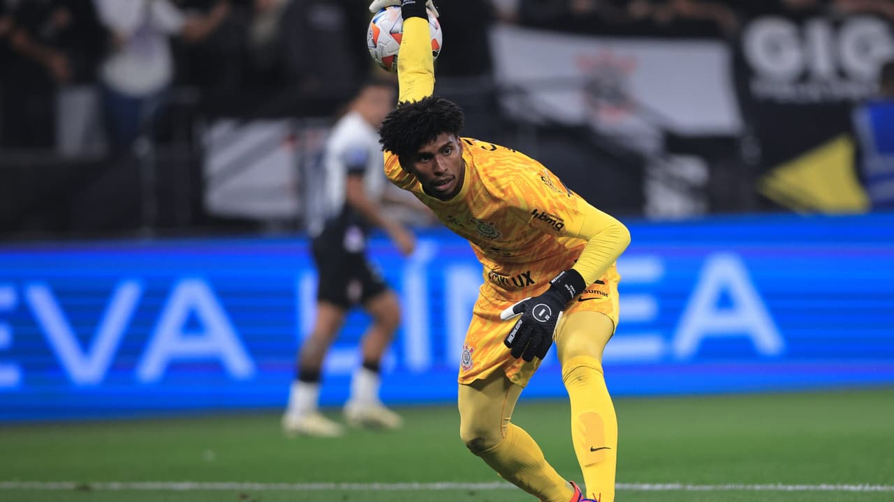 Herói na Sul-Americana, Hugo Souza emociona e destaca vitória histórica do Corinthians.
