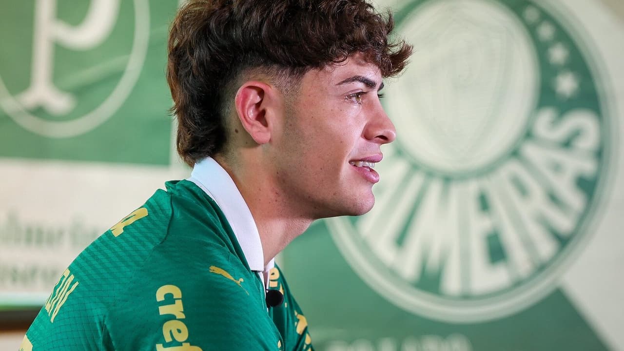 Dificuldade inicial na adaptação, mas evolução de Giay no Palmeiras.