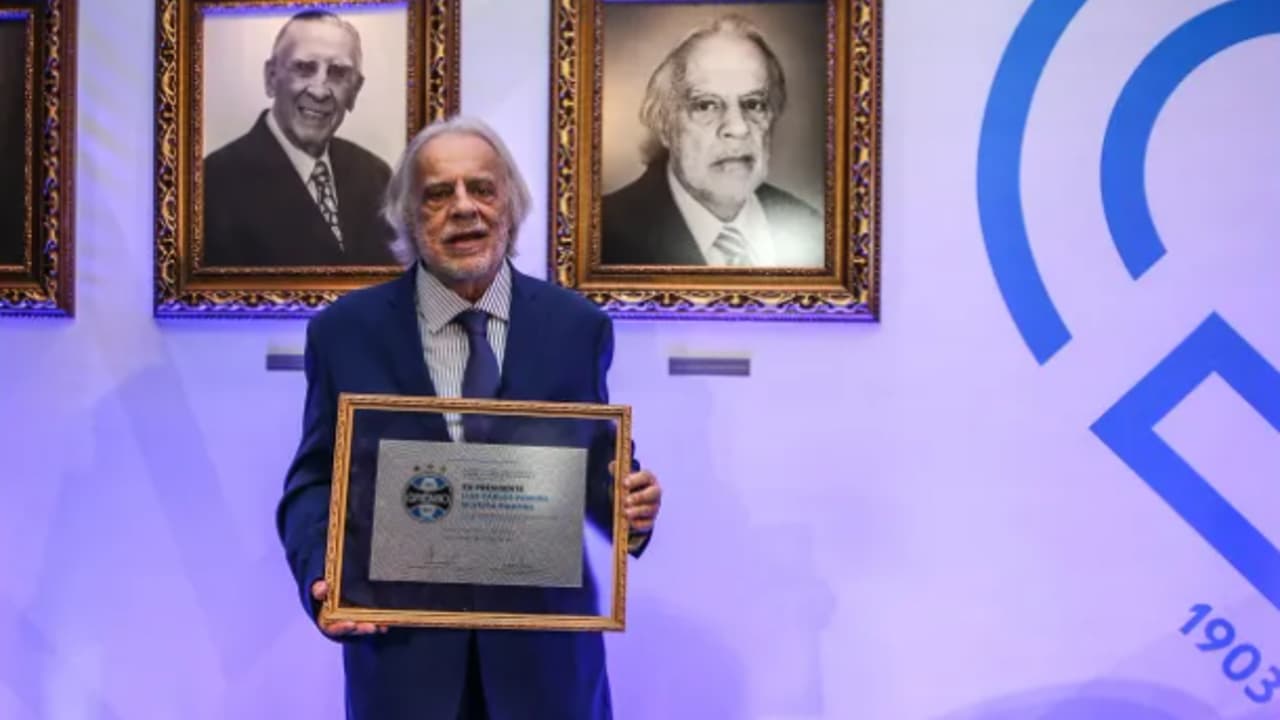Grêmio lamenta falecimento de Cacalo, ex-presidente e patrono do clube aos 73 anos