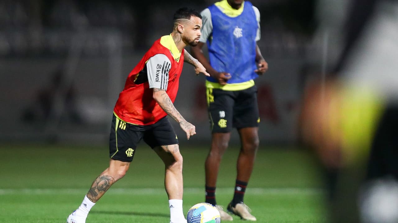 Michael retorna e transforma Flamengo para o segundo turno do Brasileirão.