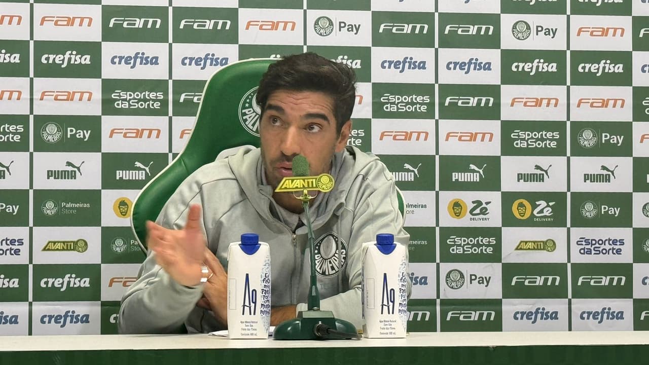 Reação de Abel Ferreira às críticas e elogio a Leila Pereira no Palmeiras.