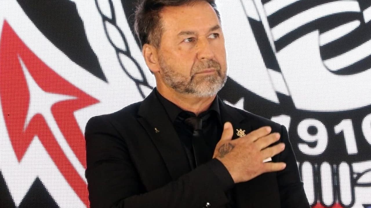 Presidente do deliberativo encaminha pedido de impeachment de Augusto Melo no Corinthians