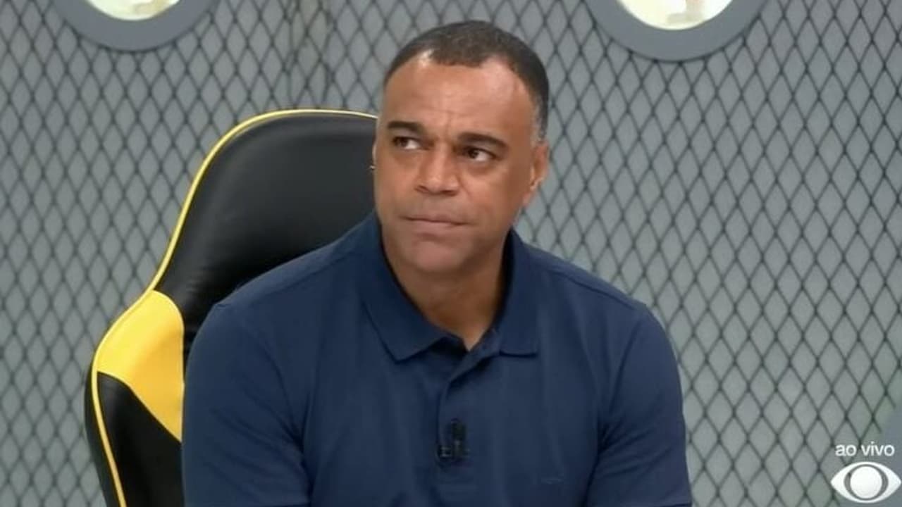 Alerta de Denílson ao elenco do Palmeiras para jogo contra Botafogo