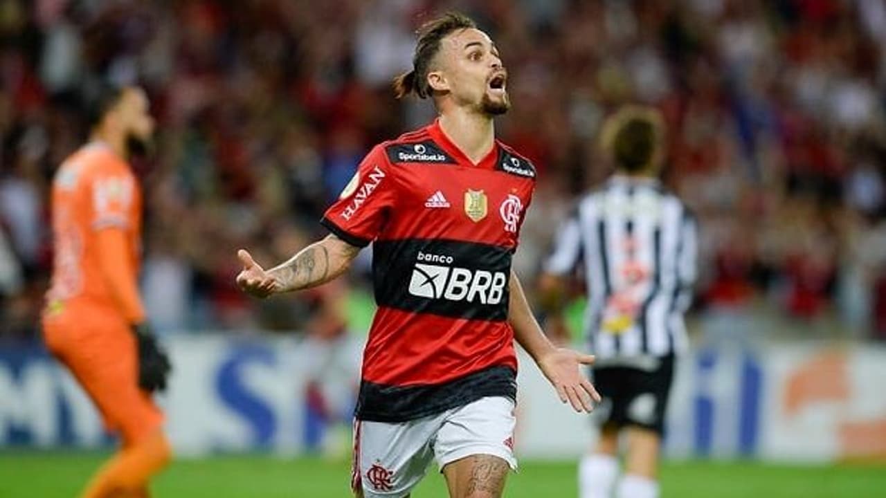 Robozinho de volta: Flamengo confirma retorno de Michael.